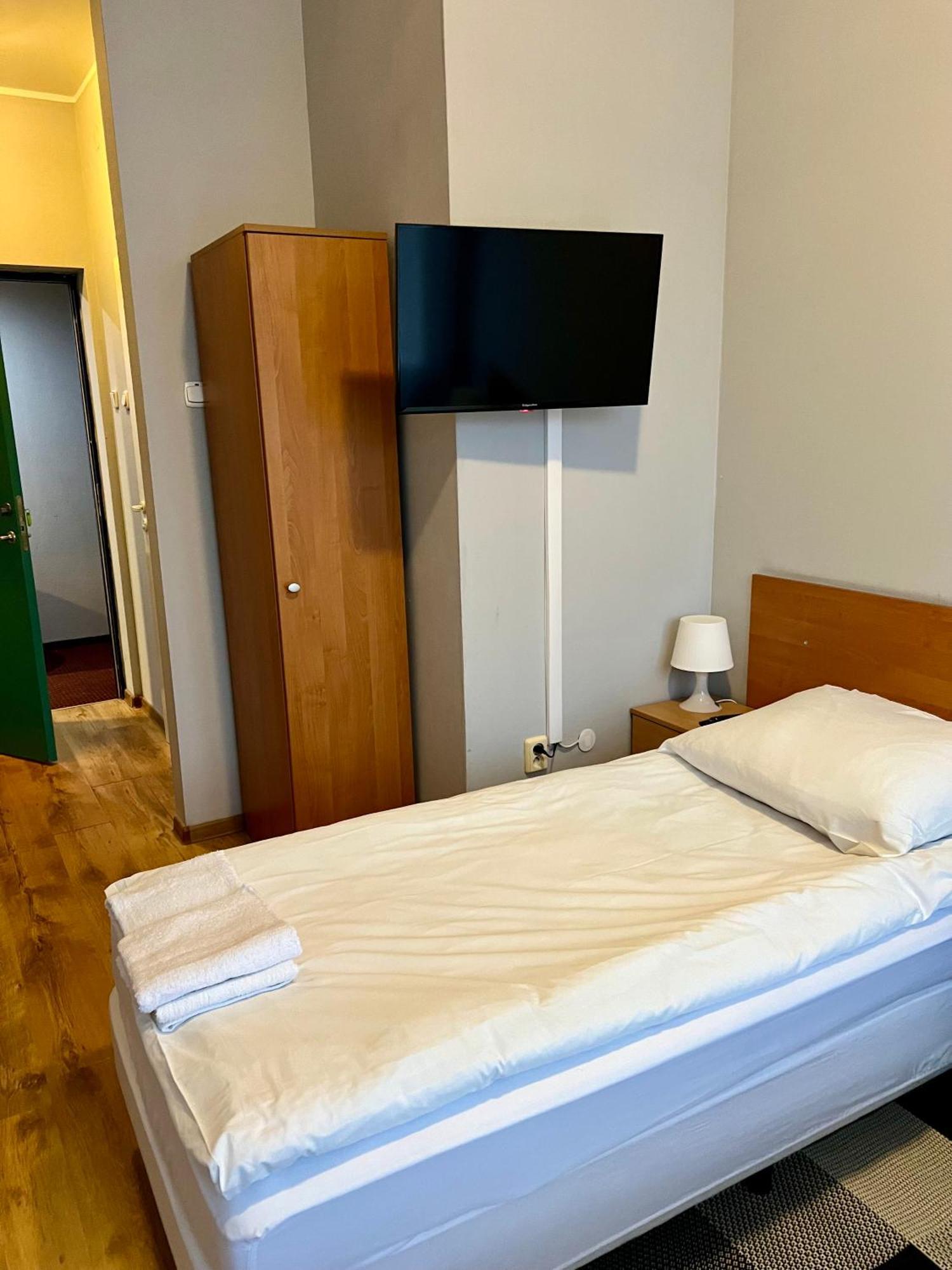 Hotel Akor บิดกอชซ์ ภายนอก รูปภาพ